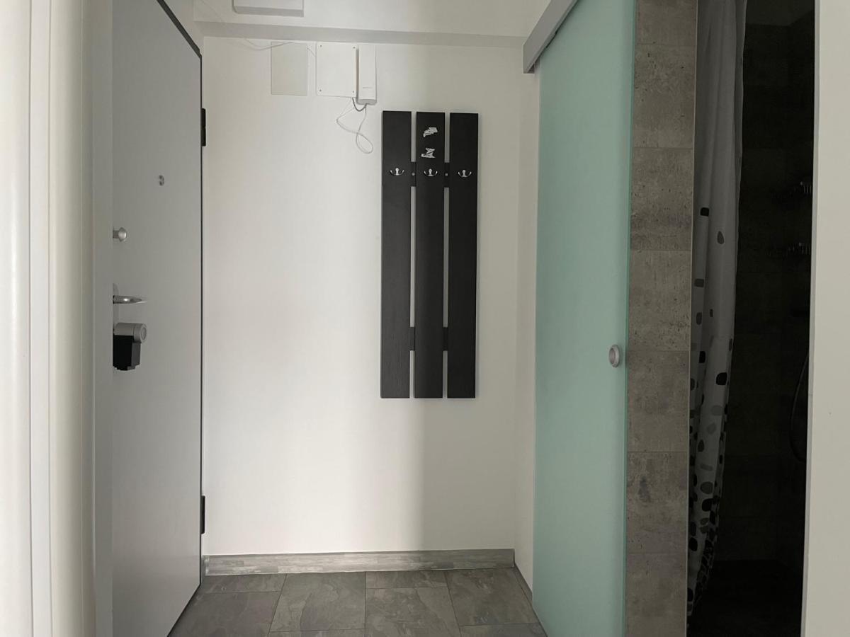 Cozy 2-Room Penthouse Lakeview W14 Bucharest Exterior photo
