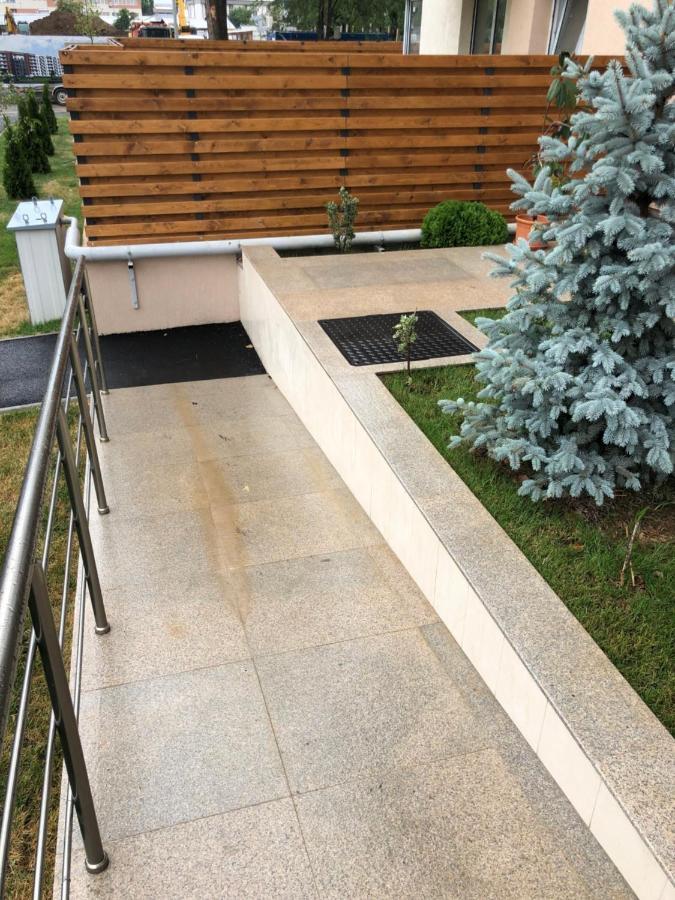 Cozy 2-Room Penthouse Lakeview W14 Bucharest Exterior photo